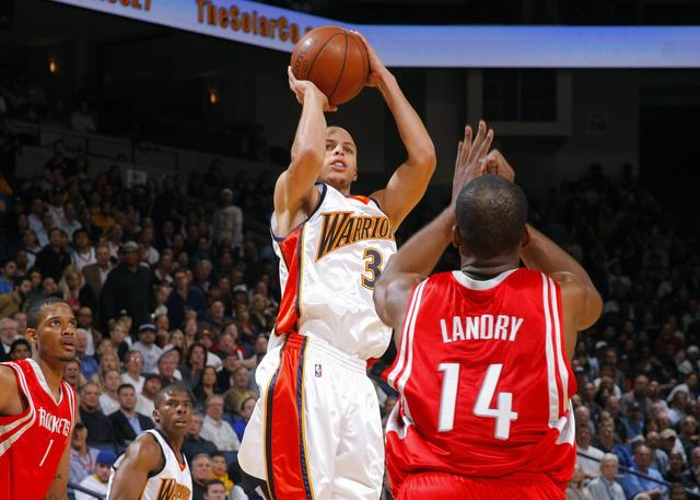 米体：道格拉斯-路易斯节奏偏慢，他和莫塔的合作并不理想