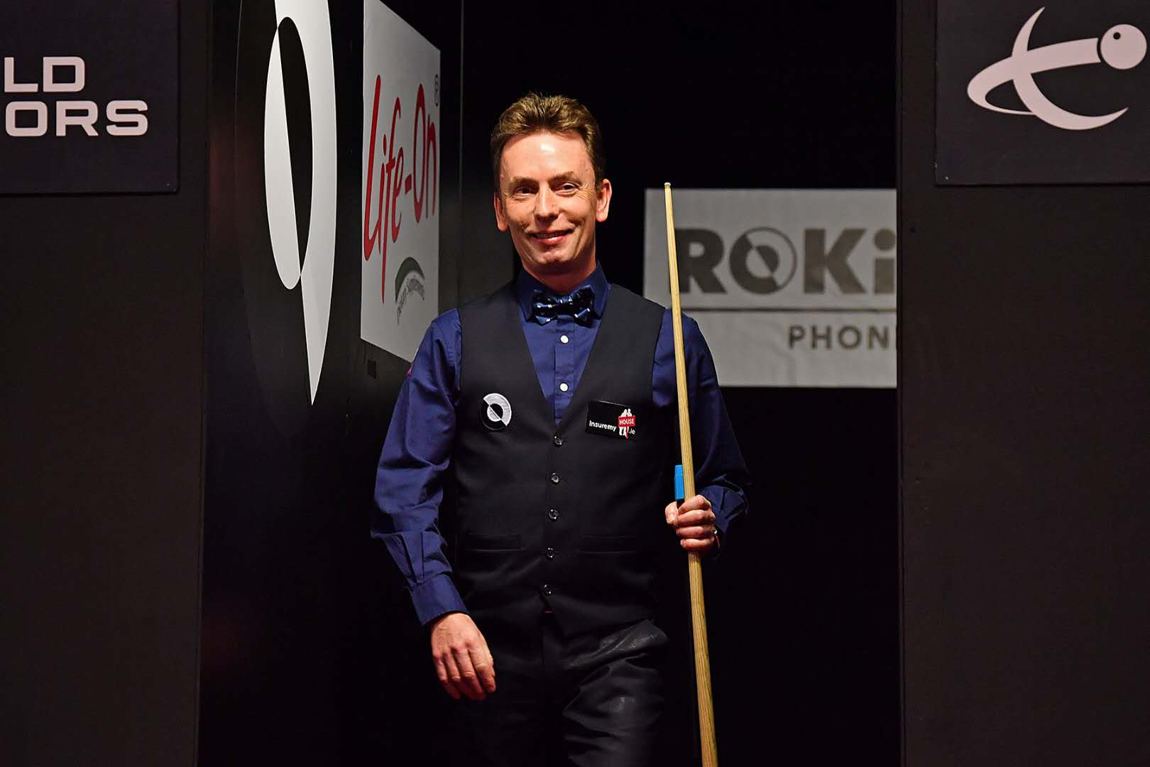 在与对手的 在与对手的